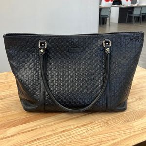 Gucci Guccissima Black Leather And Micro Tote
